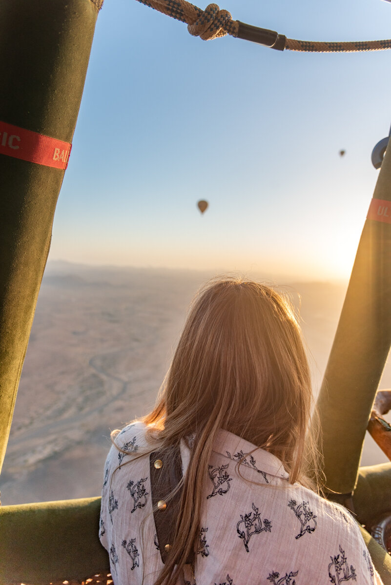 Observation des paysages de puis un vol en montgolfière à Marrakech