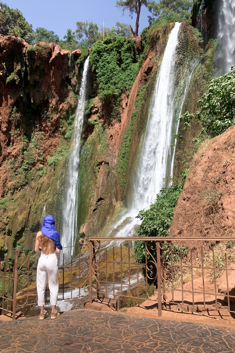 Observation des cascades à Ouzoud